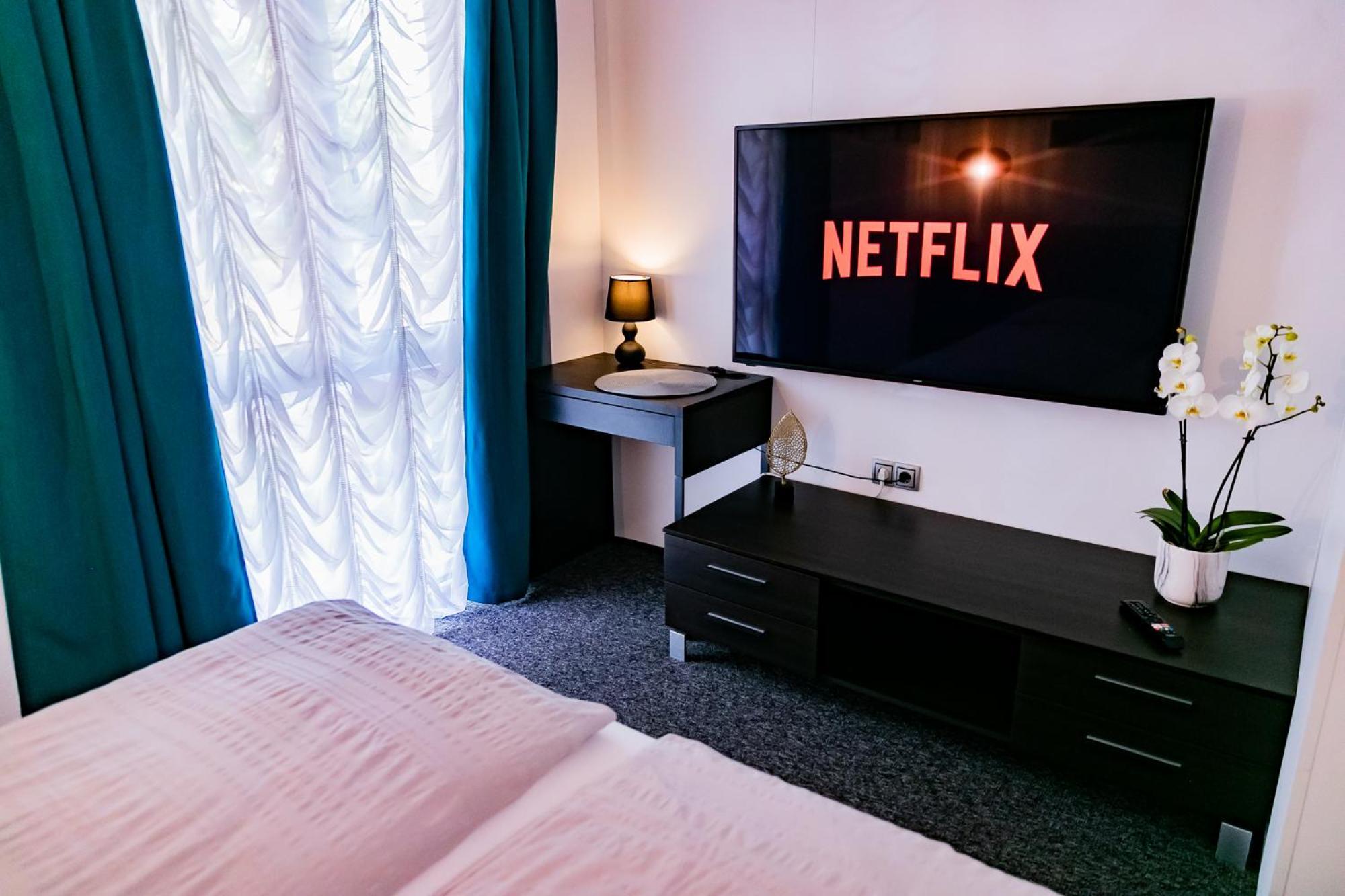Motel1- A Megfizetheto Luxus! Dunaújváros Dış mekan fotoğraf