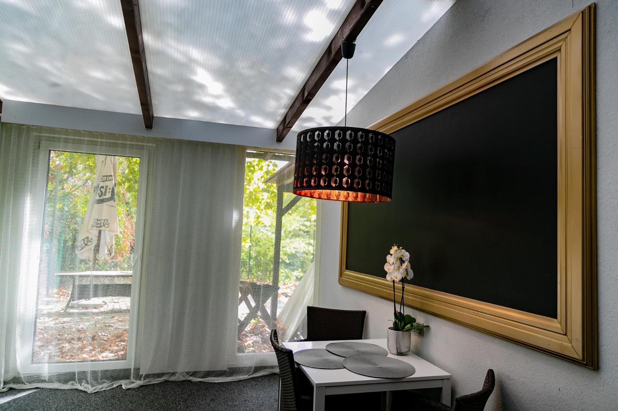 Motel1- A Megfizetheto Luxus! Dunaújváros Dış mekan fotoğraf