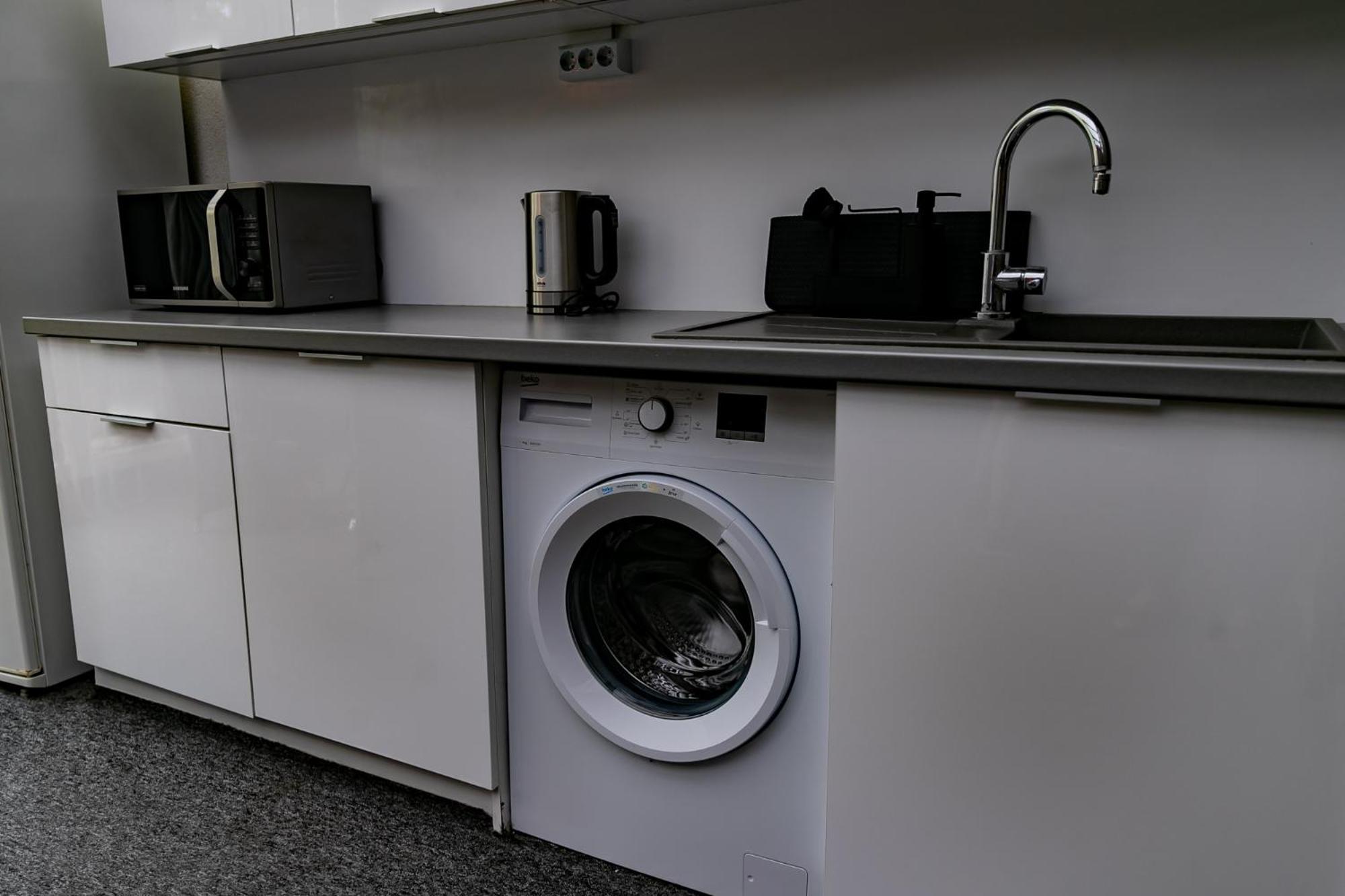 Motel1- A Megfizetheto Luxus! Dunaújváros Dış mekan fotoğraf
