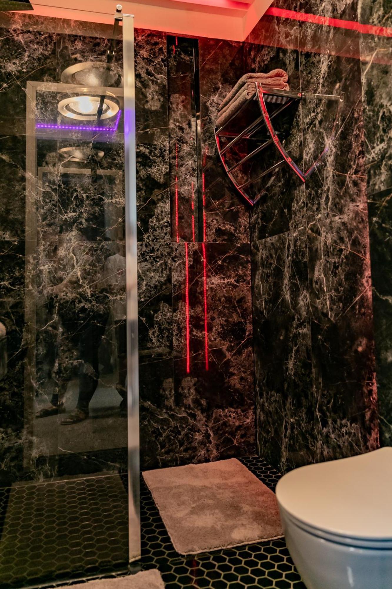 Motel1- A Megfizetheto Luxus! Dunaújváros Dış mekan fotoğraf